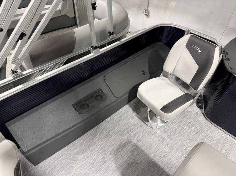 2026 Bennington 22SS(22SFC) - SPECIAL PACKAGE US-ETWS9906K526 [photo 21]